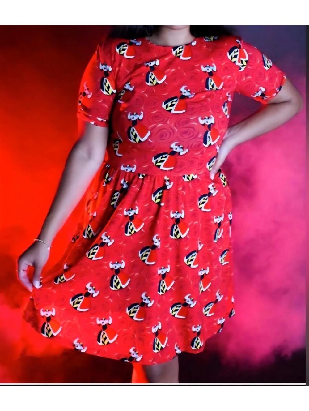 Disney x Cakeworthy Queen of Hearts Red Skater Dress Size Medium NWT - Picture 2 of 8